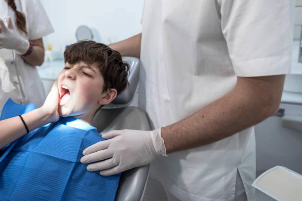 Best Emergency Dentist for Knocked-Out Tooth in Dalzell, SC